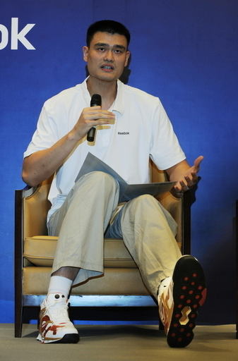 中国スター選手が使用したベッドなどの五輪「記念品」、競売へ