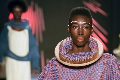 コロンビアでファッションウィーク、地元デザイナーらが新作