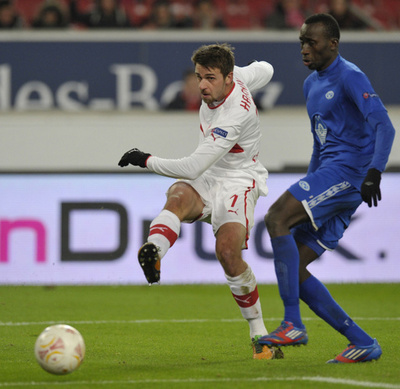 シュツットガルト、敗れるも決勝トーナメント進出 ヨーロッパリーグ