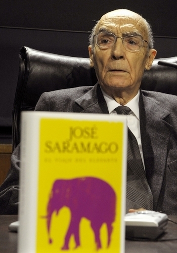 ノーベル文学賞受賞作家、聖書を「悪い道徳の手引書」と批判