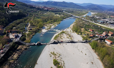 イタリアで長さ300メートルの橋崩落、1人負傷