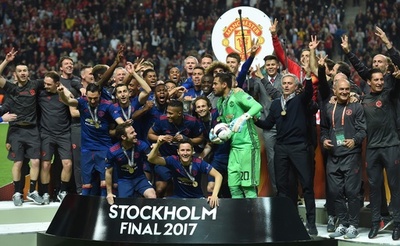 マンUがEL初制覇！決勝点のポグバは爆発事件の犠牲者に優勝をささげる