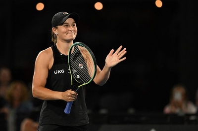 好調バーティが決勝へ、土居は準決勝敗退 アデレード国際1