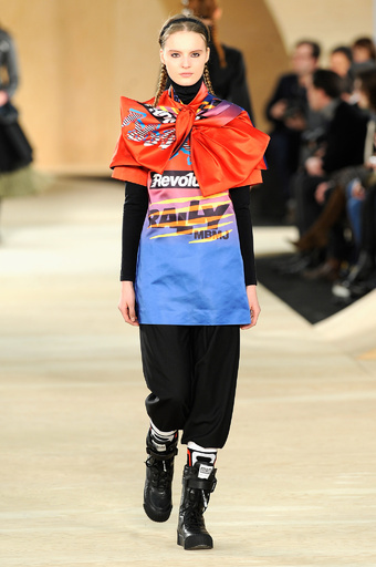 ＜14/15年秋冬NYコレクション＞マーク BY マーク ジェイコブス