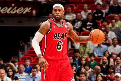 レブロン、NBA史上初の記録を達成