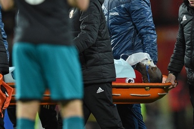 痛手続きのユナイテッド、ルカクが頭部負傷でイブラは1か月の離脱へ