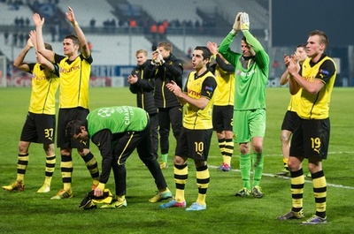 ドルトムントが首位通過、グロスクロイツが終盤に決勝点 欧州CL