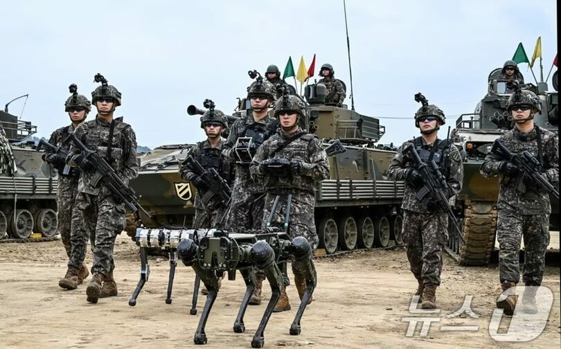 韓国陸軍第11機動師団の「有人・無人複合分隊実証部隊」発足式＝陸軍提供、2026年7月29日(c)news1