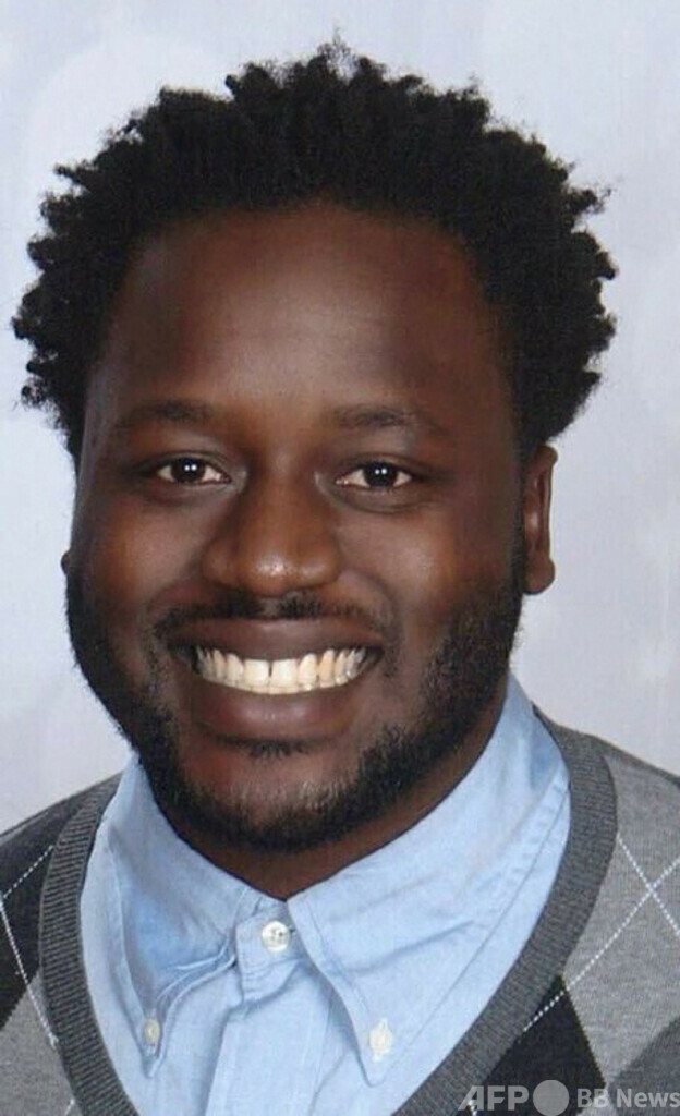 精神科病院で黒人男性が窒息死、警官らが押さえ付ける映像公開 米