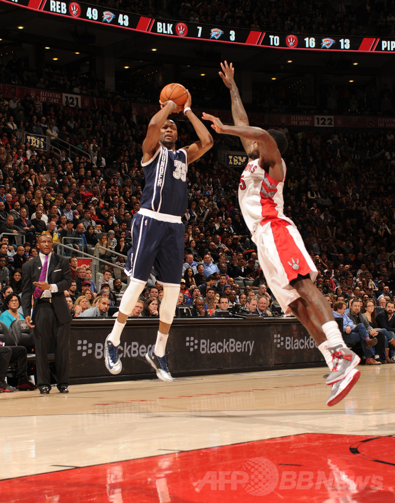 サンダーがダブルオーバータイムの激戦制す、デュラントが51得点