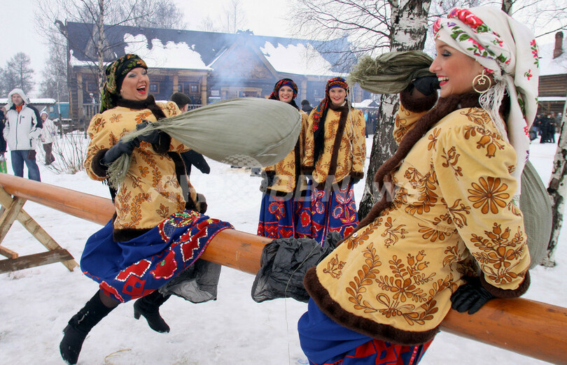 謝肉祭で冬にお別れ ロシア 写真8枚 国際ニュース Afpbb News