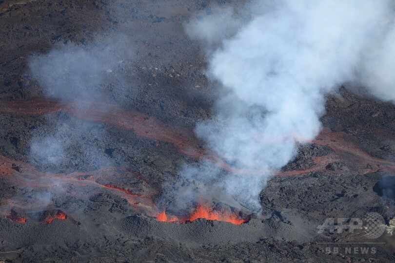 フルネーズ火山で噴火活動を確認、仏領レユニオン島