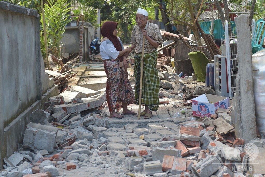 ロンボク島地震 死者400人超に 経済的被害は380億円 写真7枚 国際ニュース Afpbb News