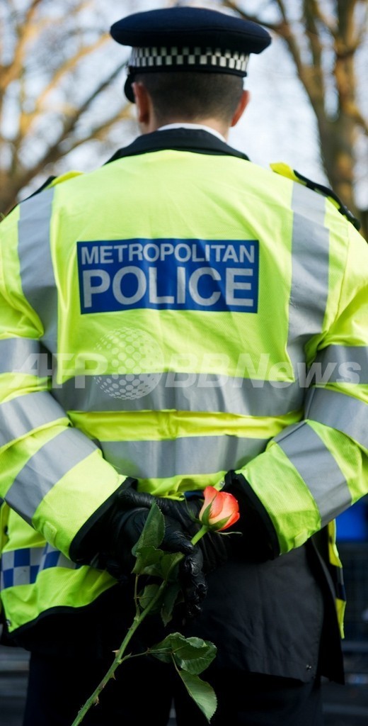 14歳少女が遺体で見つかる、5匹のイヌが襲撃か 英国 14歳少女が遺体で見つかる、5匹のイヌが襲撃か 英国