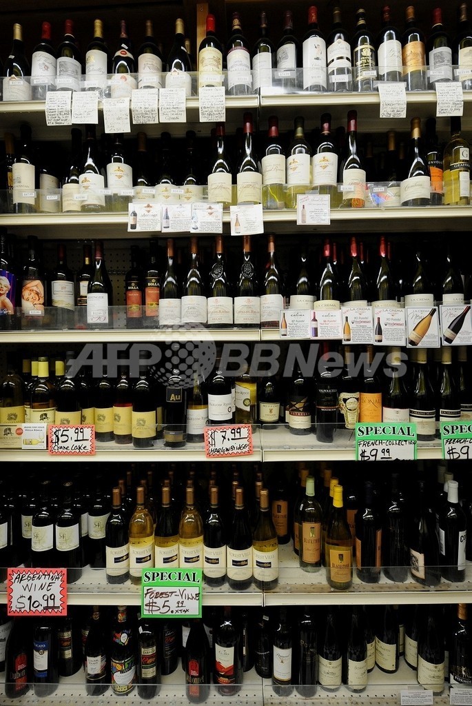 最も有害な薬物はアルコール、社会的な影響も考慮 英研究 最も有害な薬物はアルコール、社会的な影響も考慮 英研究