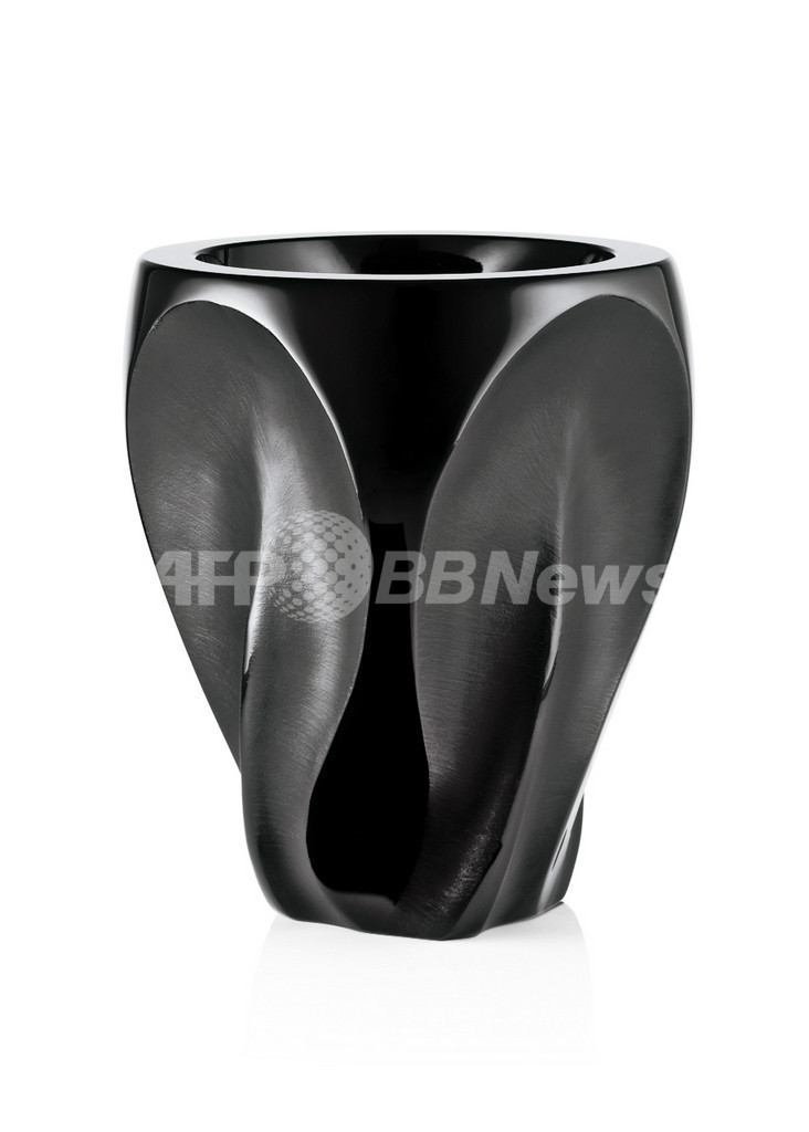 ラリック、新作「ノワール・コレクション」を発表