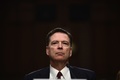 米上院情報委員会公聴会で証言するジェームズ・コミー前FBI長官（2017年6月8日撮影）。(c)AFP/Brendan Smialowski