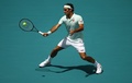 テニス、マイアミ・オープン、男子シングルス決勝。リターンを打つロジャー・フェデラー（2019年3月31日撮影）。(c)Julian Finney/Getty Images/AFP