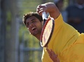 男子テニス、国別対抗戦デビスカップワールドグループ1回戦、アルゼンチン対ブラジル。サーブを放つブラジルのトーマス・ベルッチ（2015年3月6日撮影）。(c)AFP/JUAN MABROMATA