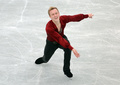 12-13フィギュアスケートGPシリーズ第6戦NHK杯（NHK Trophy 2012）は24日、宮城県利府町のセキスイハイムスーパーアリーナで男子シングル・フリースケーティング（FS）が行われ、羽生結弦（Yuzuru Hanyu）が165.71点を記録し、合計261.03点で優勝を果たした。

演技に臨むロス・マイナー（Ross Miner、2012年11月24日撮影）。(c)AFP/Toru YAMANAKA
