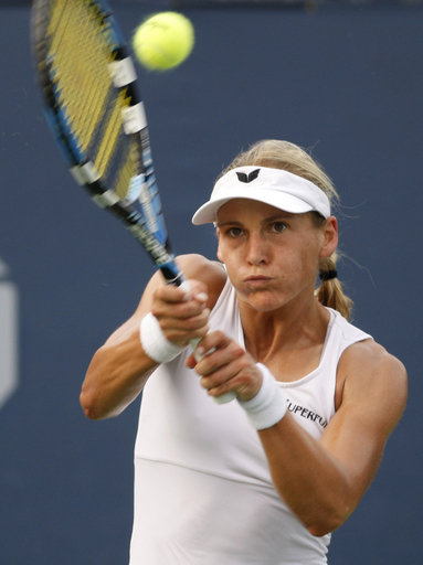 バンマー デメンティエワを降し全米4回戦へ