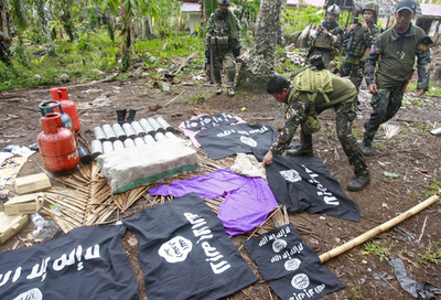 フィリピンのイスラム過激派、地元の伐採業者7人の首を切断し殺害