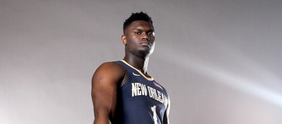 大型新人ウィリアムソン、NBA開幕絶望的 膝痛で「数週間」離脱へ