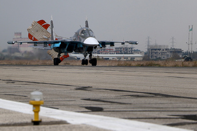 シリア空爆、ロシアが合同作戦を提案 米が拒否