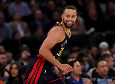 ステフェン・カリー、史上初3ポイント通算4000本成功