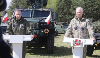 リトアニア大統領、ポーランド大統領の核兵器受け入れ案支持