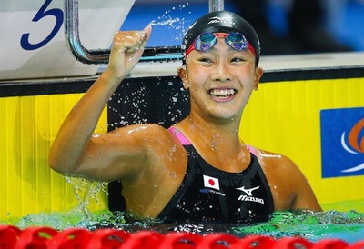 渡部が女子200m平泳ぎで優勝！金藤も銀 パンパシ水泳