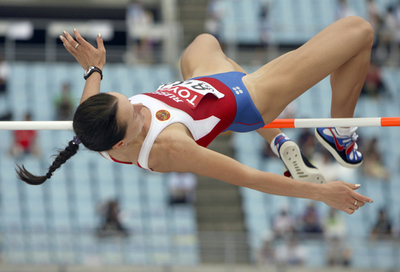 スレサレンコ 女子走り高跳びで決勝進出