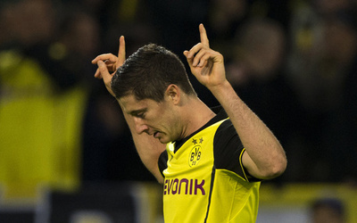 レワンドフスキがシーズン終了後のドルトムント退団を明言、移籍先は来年発表