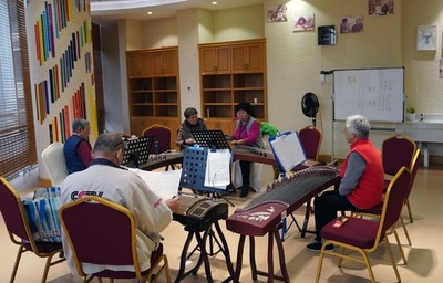 中国の将来は少子高齢化で経済低迷？ 日本にはビジネスチャンスも