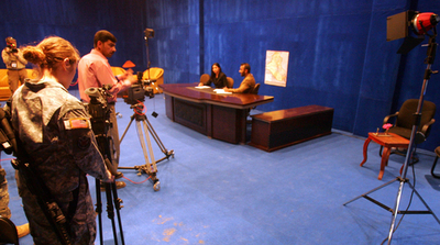 宗派間の友好を訴え、フセイン政権時代の放送局復活 - イラク