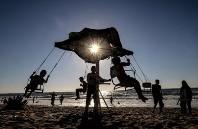 ガザ封鎖15年、子どもの8割にうつや不安の症状 NGO