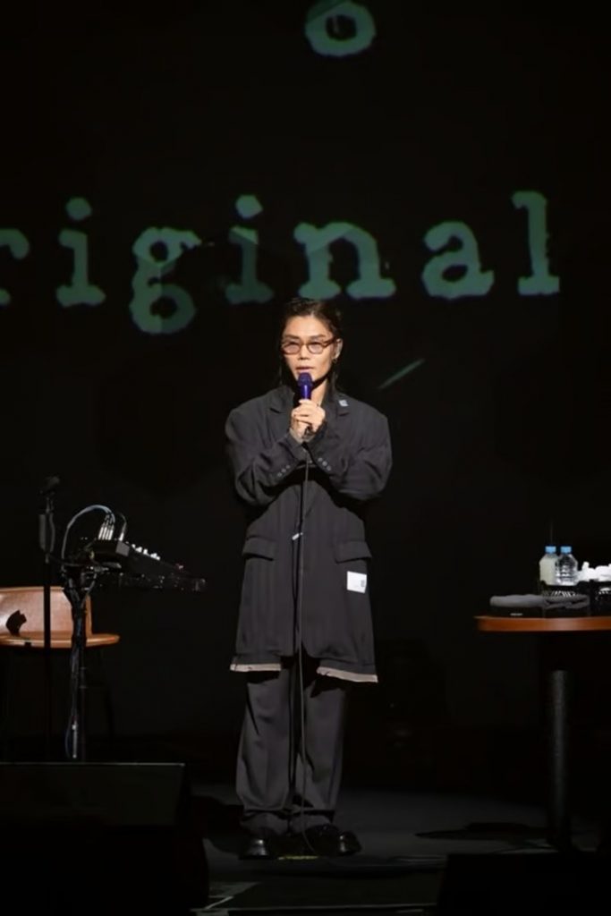 Young Entertainment (c)STARNEWS