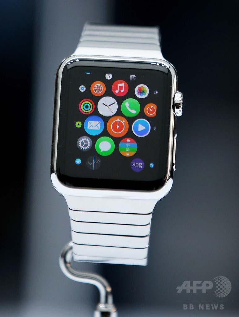 アップル、スマートウオッチと大画面iPhoneを発表