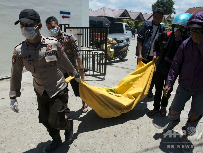 スラウェシ島地震の死者1234人に、警察は略奪取り締まりで35人逮捕