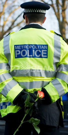 14歳少女が遺体で見つかる、5匹のイヌが襲撃か 英国 14歳少女が遺体で見つかる、5匹のイヌが襲撃か 英国