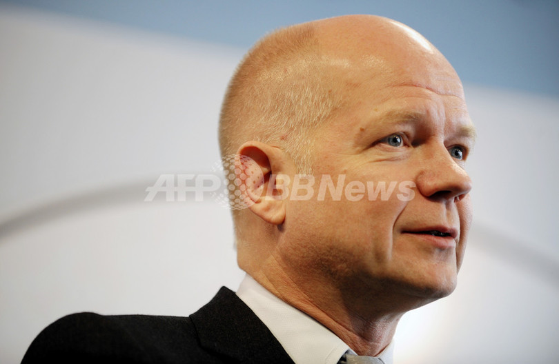 大蛇の剥製修復に1万ポンド、英外務省の支出に批判集まる 大蛇の剥製修復に1万ポンド、英外務省の支出に批判集まる