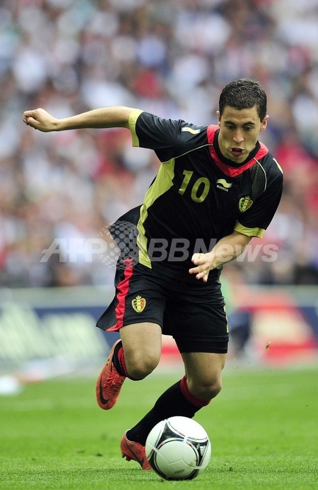 チェルシーがアザールを獲得 写真1枚 国際ニュース：AFPBB News