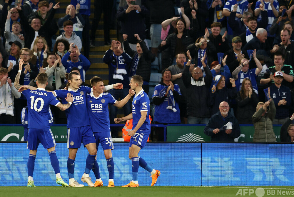 レスター、降格から1年でプレミアリーグ復帰 写真1枚 国際ニュース：AFPBB News