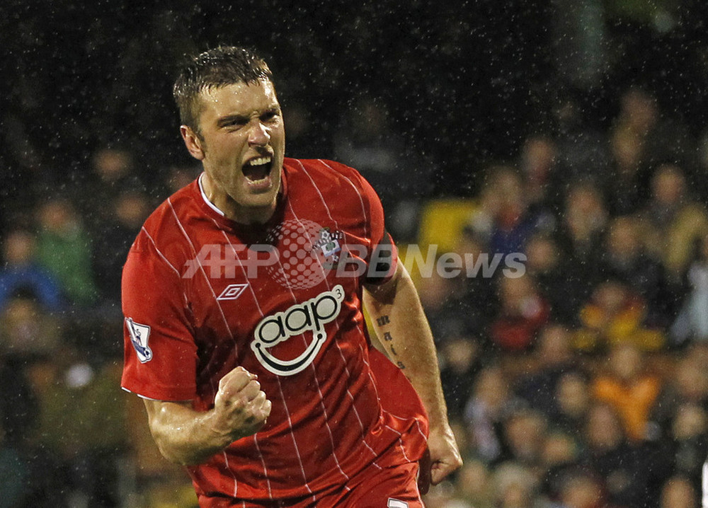 工場勤務からイングランド代表へ 初招集のランバート 写真1枚 国際ニュース Afpbb News