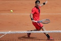 全仏オープンテニス、男子シングルス2回戦。リターンを打つファビオ・フォニーニ（2018年5月31日撮影）。(c)AFP PHOTO / Thomas SAMSON