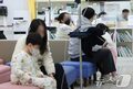 韓国でインフルと新型コロナが同時拡大…7～12歳の疑い患者が1週間で倍増