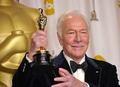 カナダ人俳優のクリストファー・プラマーさん。2月5日死去の発表、91歳。ミュージカル映画『サウンド・オブ・ミュージック』でジュリー・アンドリュースさん演じる主人公の相手役ゲオルク・フォン・トラップ大佐を演じた（2012年2月26日撮影）。(c)Joe KLAMAR / AFP