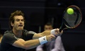 男子テニス、バレンシア・オープン（Valencia Open 2014）シングルス準々決勝。リターンを打つアンディ・マレー（Andy Murray、2014年10月24日撮影）。(c)AFP/JOSE JORDAN