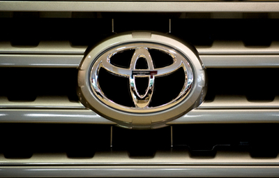 トヨタのリコール問題、米国流ジョークの格好のネタに