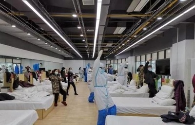 新型肺炎の医療施設で太極拳、「広場ダンス」に続き 中国・武漢